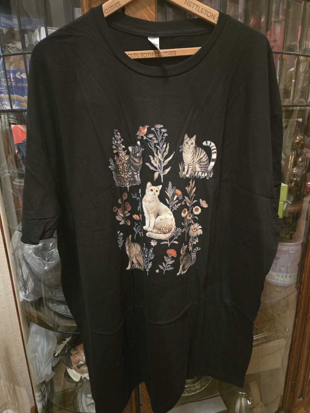 Cat-Themed Black T-Shirt with Floral Cat Print -